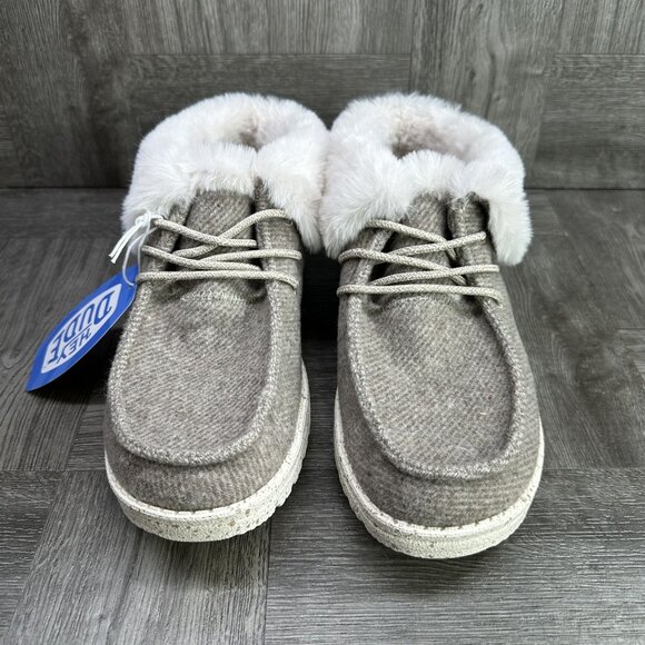 Hey Dude Wendy Fold Women's size 7 Nut Faux Fur Slip On Shoes - Picture 4 of 8